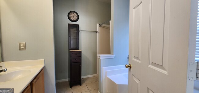 Building Photo - 3825 Jackson Shoals Ct SW