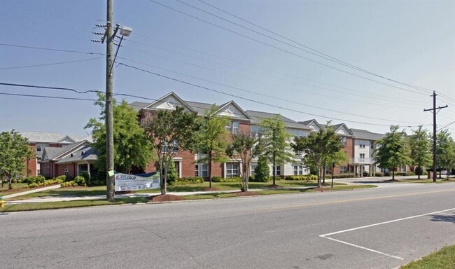 Building Photo - 1220 W 38th St