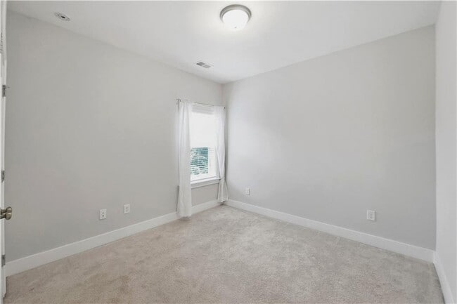 Building Photo - 2557 Oakbourne Ln