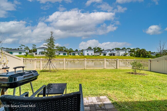 Building Photo - 1328 Colebrook Cir SW