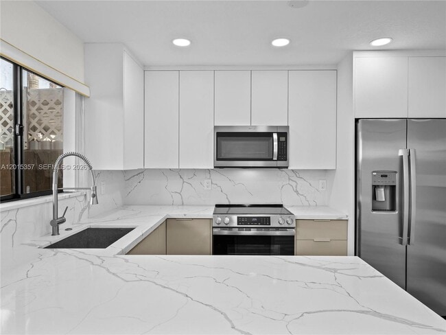 Building Photo - 8360 NW 8th St