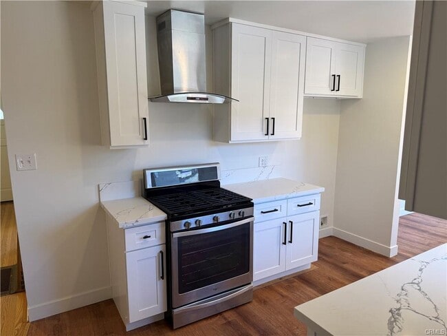Building Photo - 2338 W 239th St