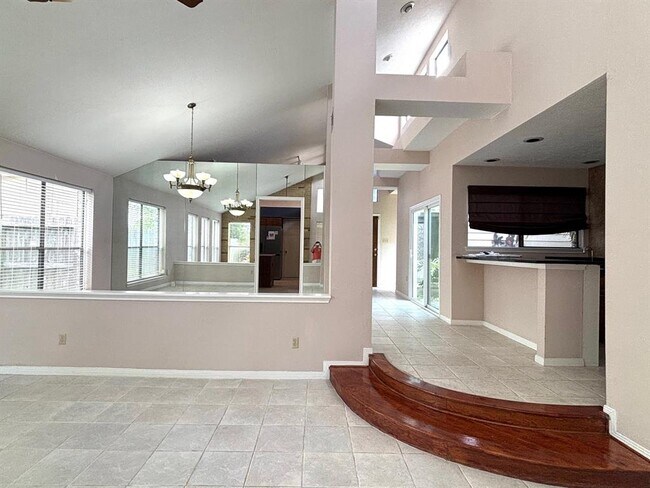 Building Photo - 3243 E Rangecrest Pl