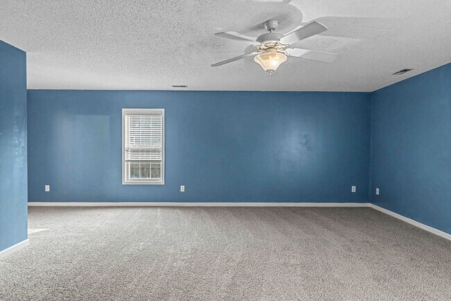 Building Photo - 118 Magnolia Ln