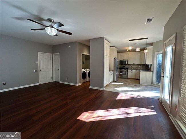 Building Photo - 1251 Green Oak Cir NW