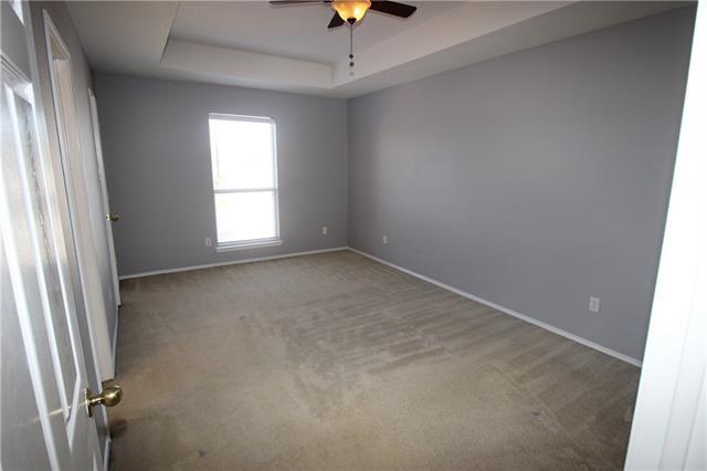 Building Photo - 3845 Gillespie Dr
