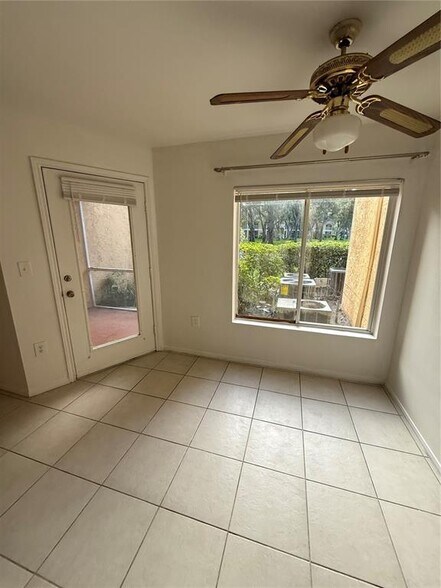 Primary Photo - 2350 NW 33rd St