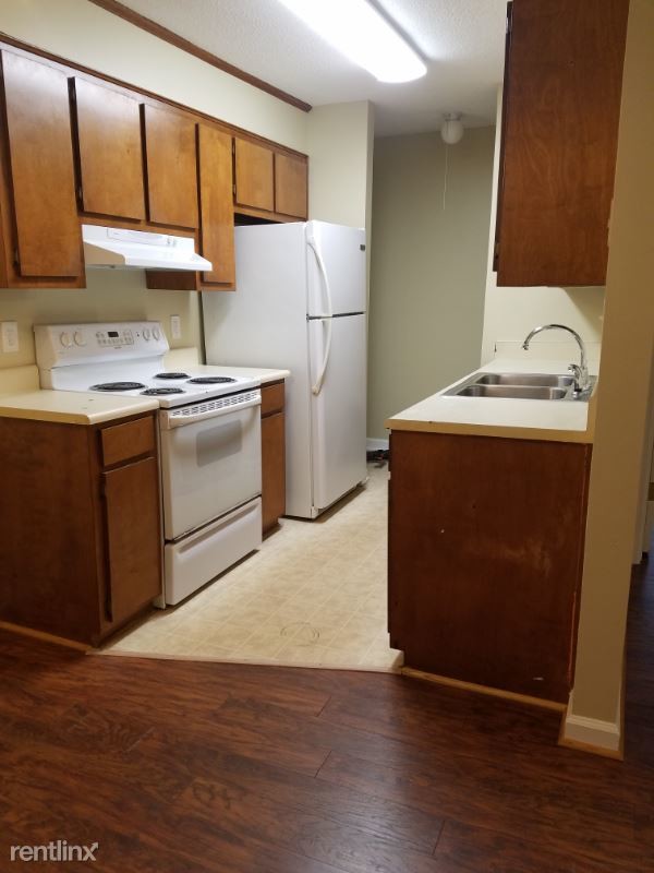 Building Photo - 1301 Marks Church Rd