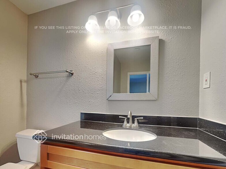 Building Photo - 4515 Hidden Springs Dr