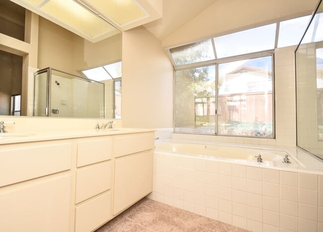 Building Photo - Single Story Spacious Home in Oceanside with a three car garage!