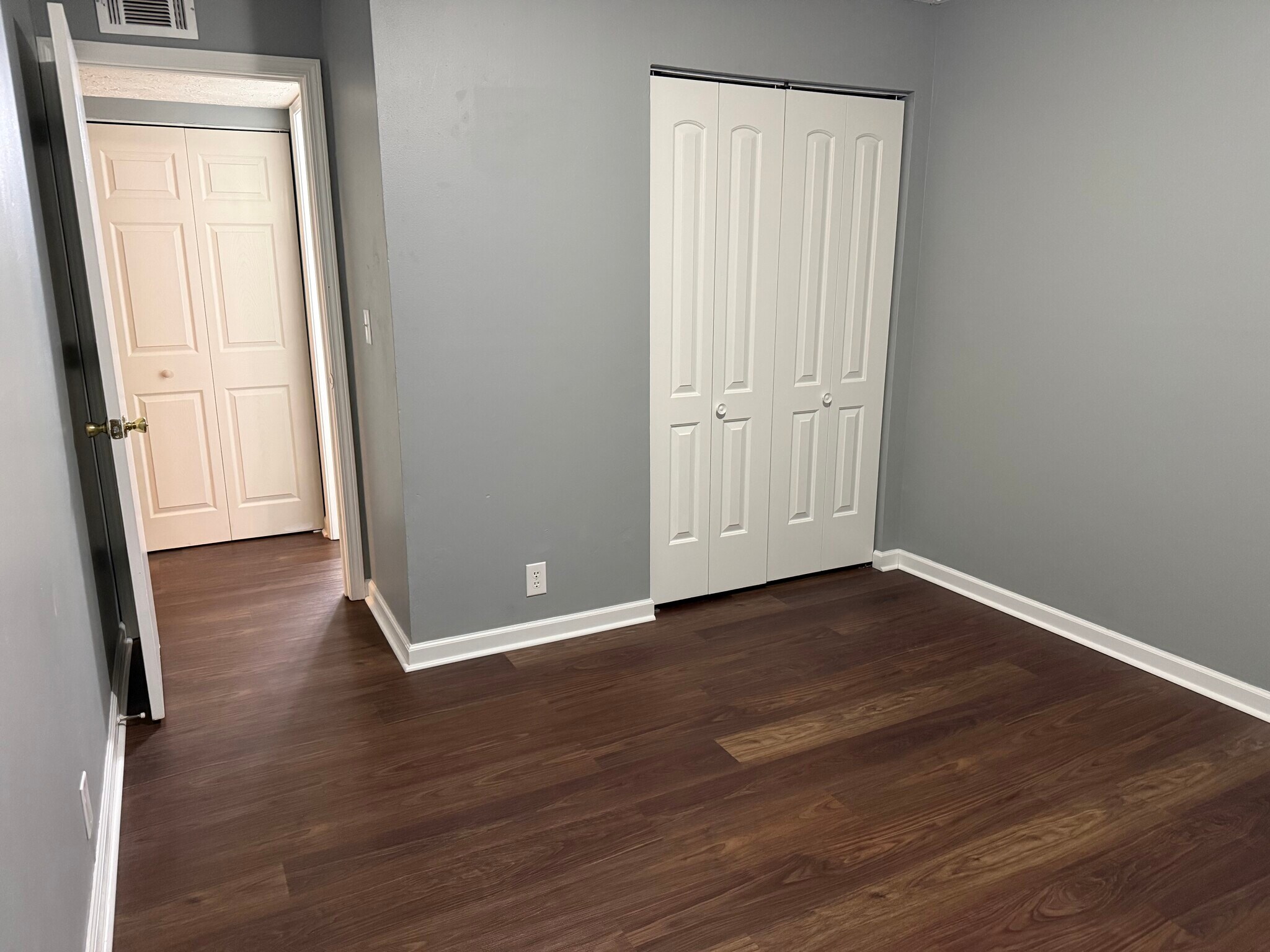 Building Photo - 1601 Steadmantown Ln