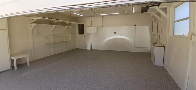 Building Photo - 4397 Harbor Hills Dr