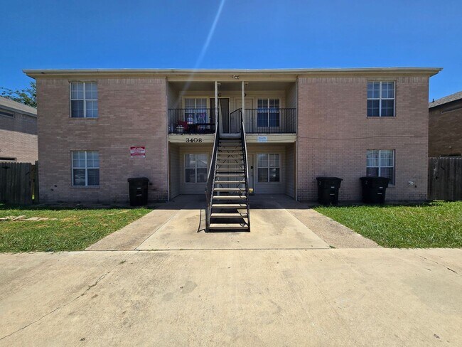 Primary Photo - SECTION 8/HUD ACCEPTED - AVAILABLE NOW!