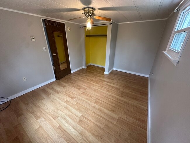 Building Photo - 43 Poore Rd