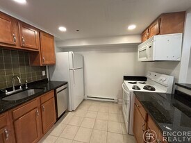 Building Photo - 91 Kilmarnock St