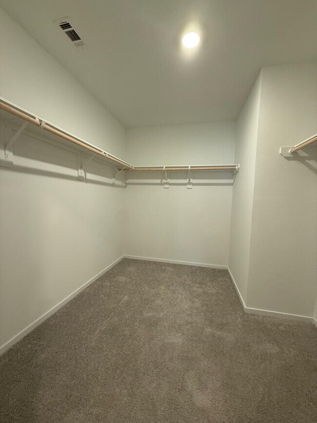 Building Photo - 3012 Merganser Rdg Dr