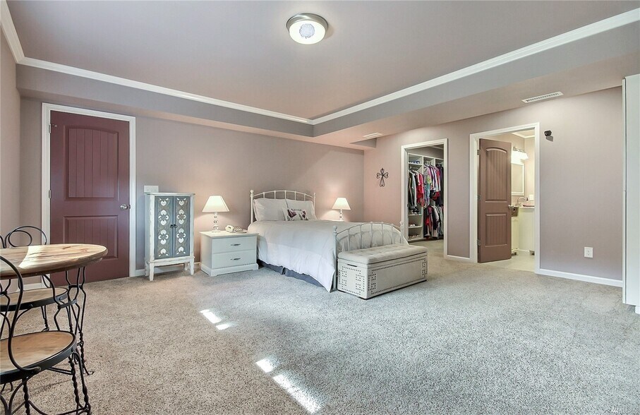 Building Photo - 8124 138th St E