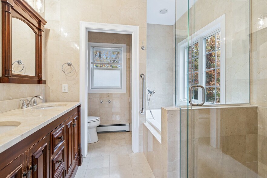 Building Photo - 9 Bagnall Ave