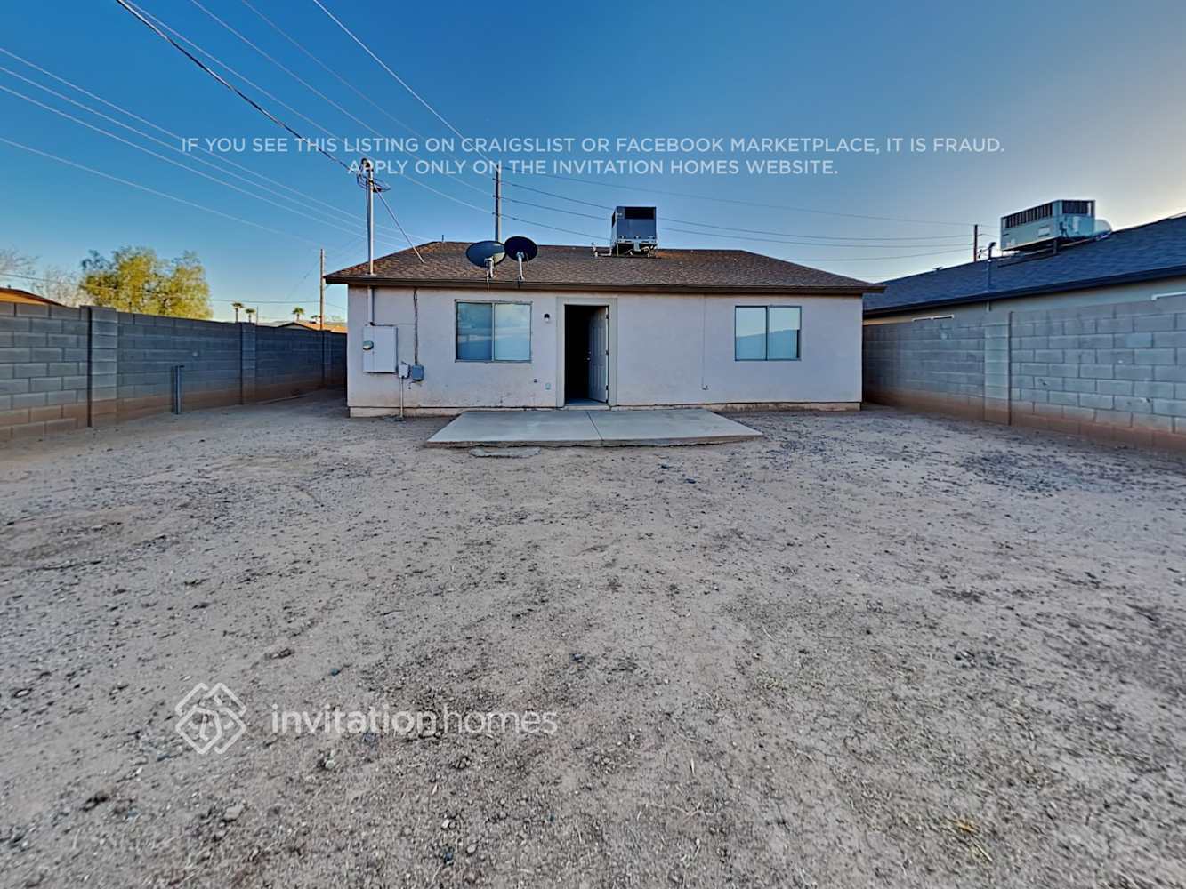 Building Photo - 1736 E Wood St