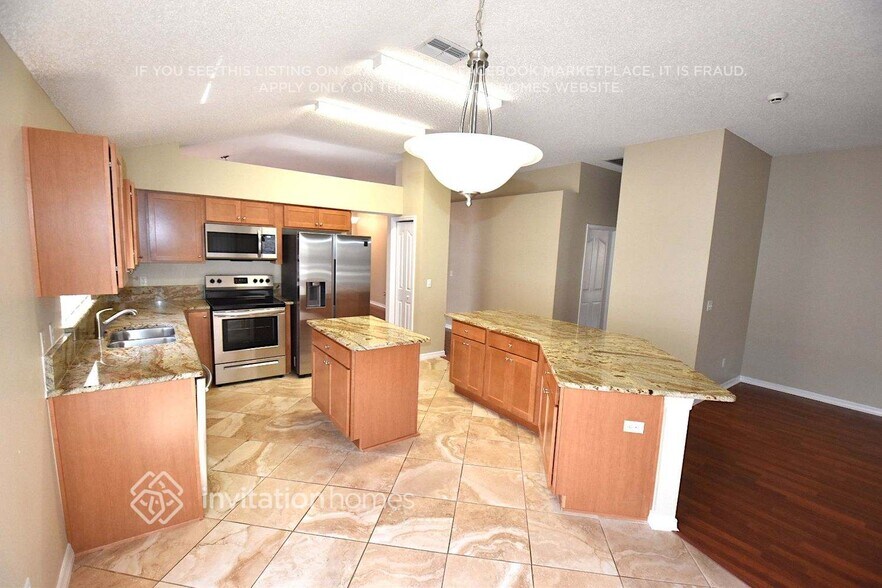 Building Photo - 5641 Paddock Trail Dr