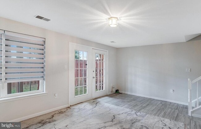 Building Photo - 14118 Carmody Pl