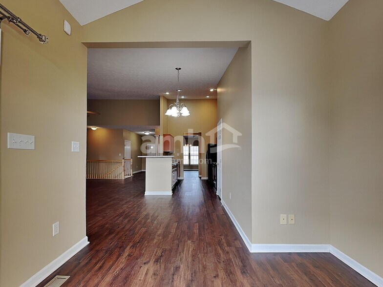 Building Photo - 2561 Rockcastle Ct