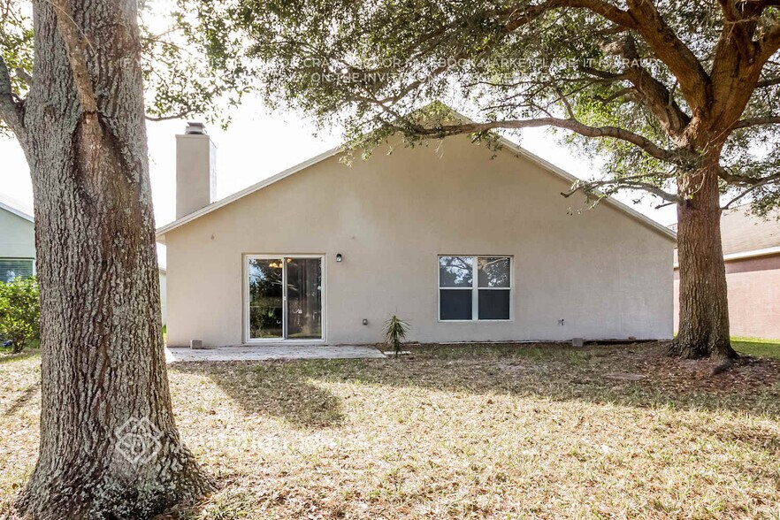 Building Photo - 1640 Wekiva Dr