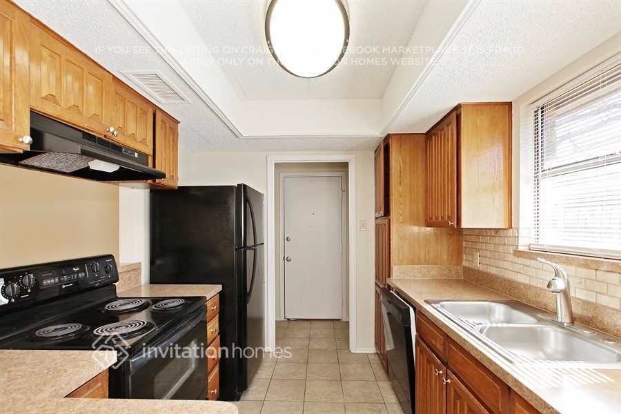 Building Photo - 6212 Berlinetta Dr