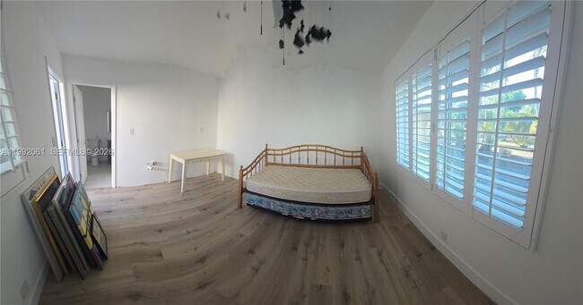 Building Photo - 9610 Johnson St