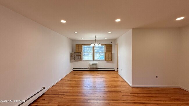 Building Photo - 364 Westwood Ave