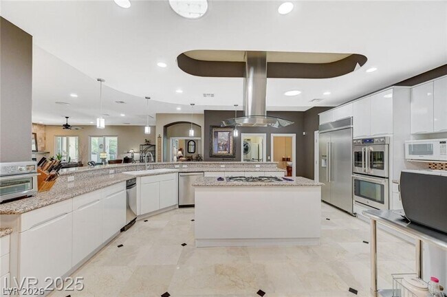 Building Photo - 2101 Grand Island Ct