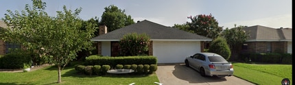 Building Photo - 2019 Chalfont Dr