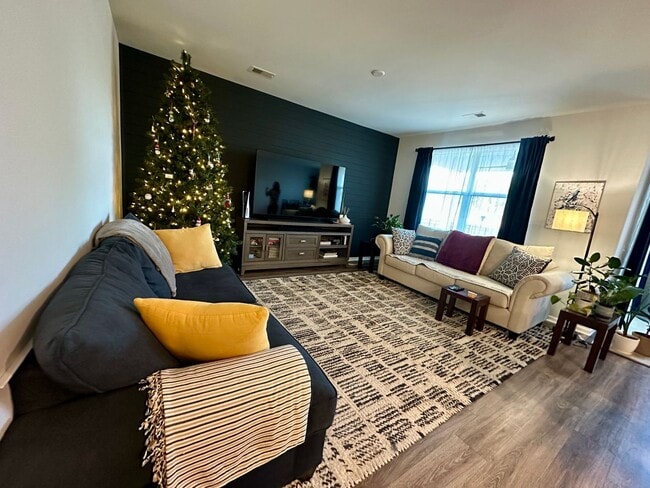 Building Photo - 3 BED | 2 BATH | TWO CAR GARAGE | WHITAKER PARK AT SAVANNAH QUARTERS