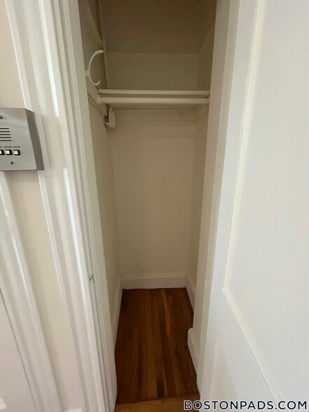 Building Photo - 21 Wendell St