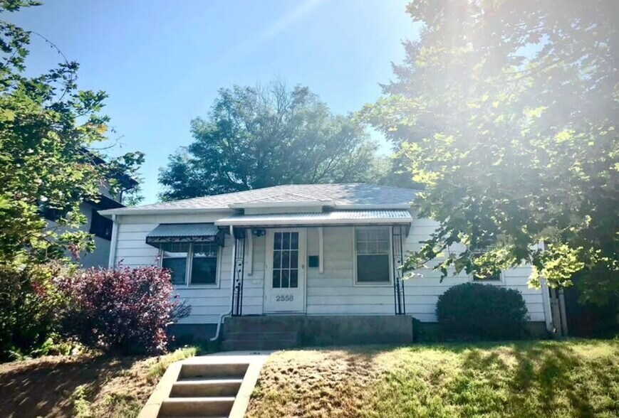 Primary Photo - 2558 S Gilpin St