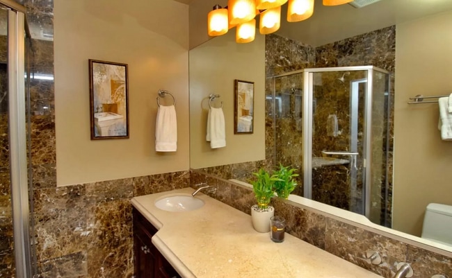 Building Photo - Beautiful 4 Bedroom Home Near Sweeney Ridge Trail