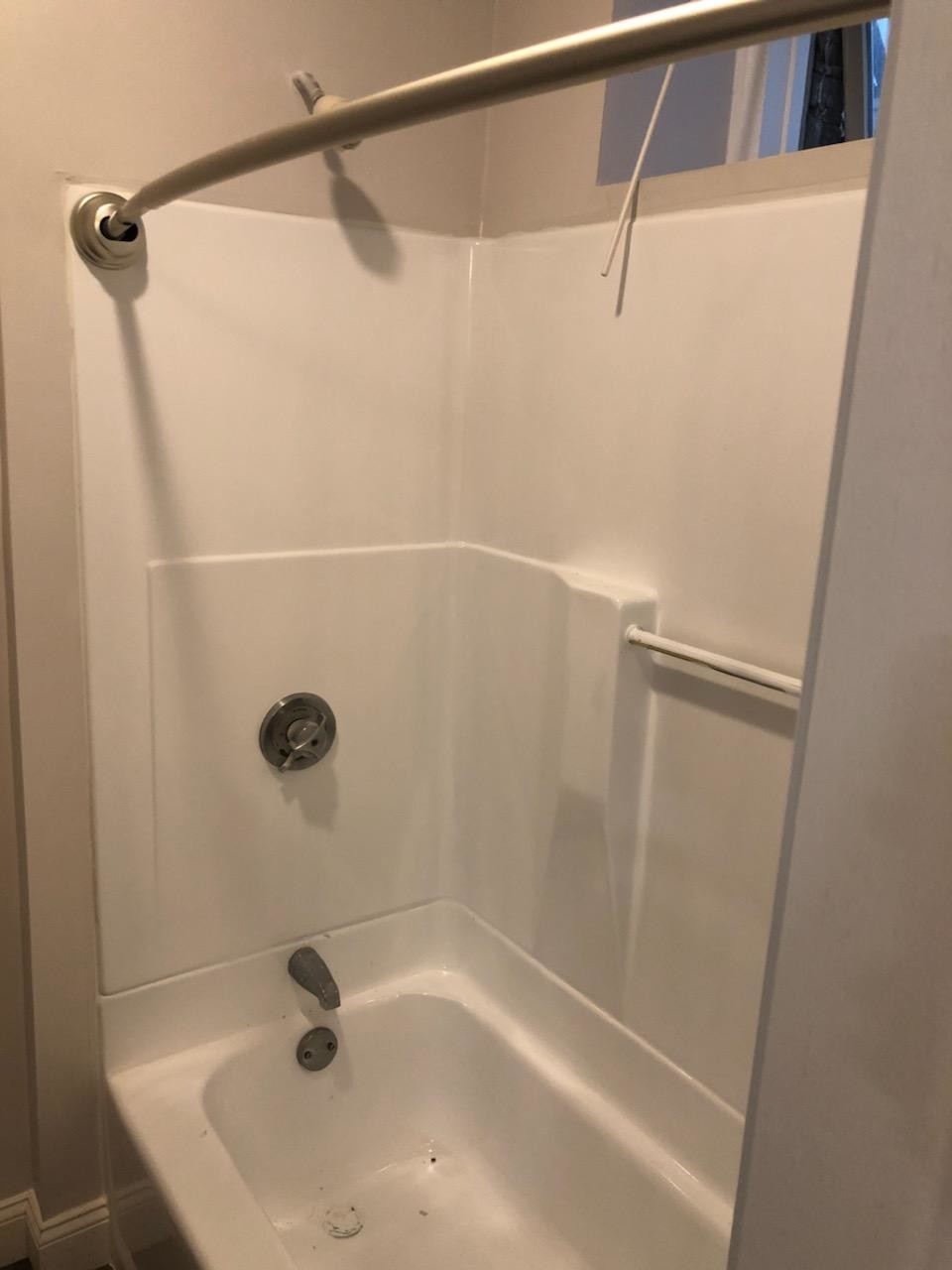 Building Photo - 89 Park Dr