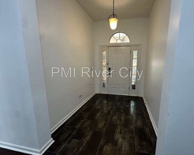 Building Photo - 13951 Summer Breeze Dr