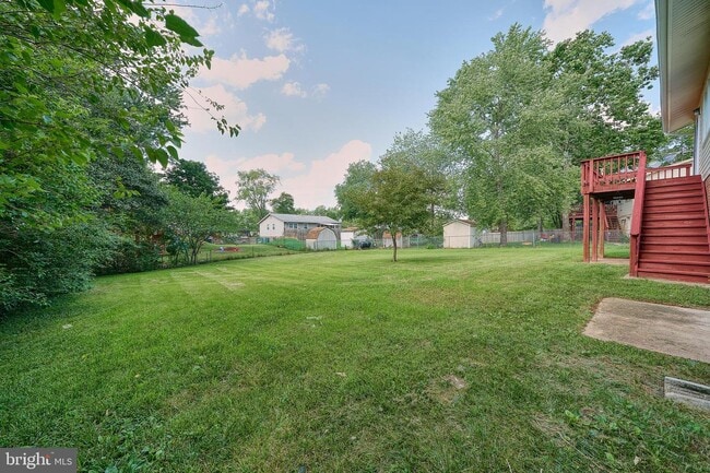 Building Photo - 9516 Bonair Dr