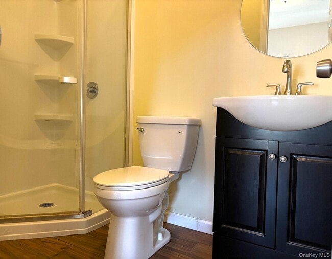 Building Photo - 454 NY-376