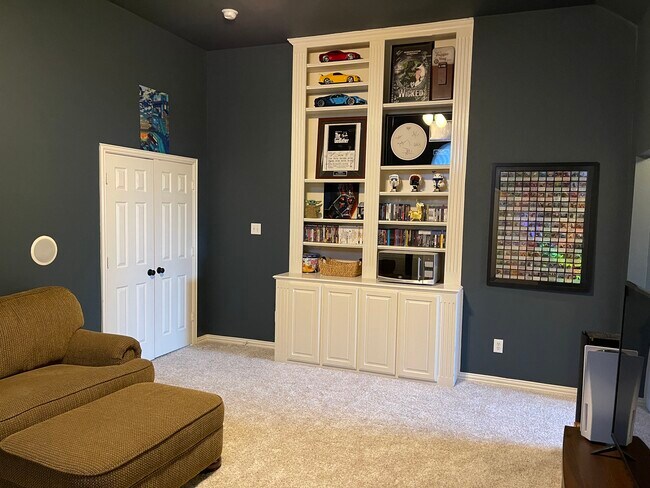Upstairs Entertainment Room - 328 Auburn Way