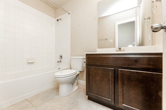 Building Photo - 3014 Josephine Falls Ct