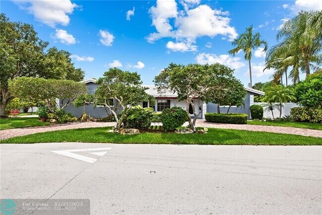 Building Photo - 2801 NE 59th St