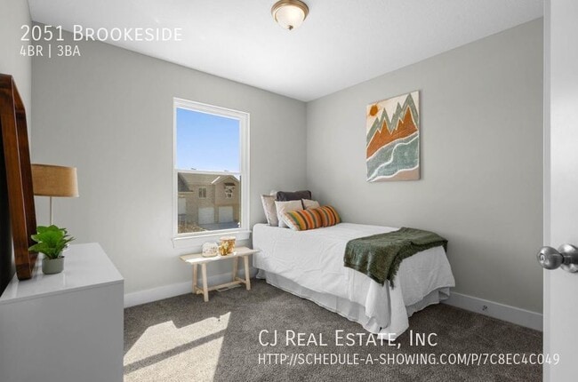 Building Photo - 2051 Brookeside-