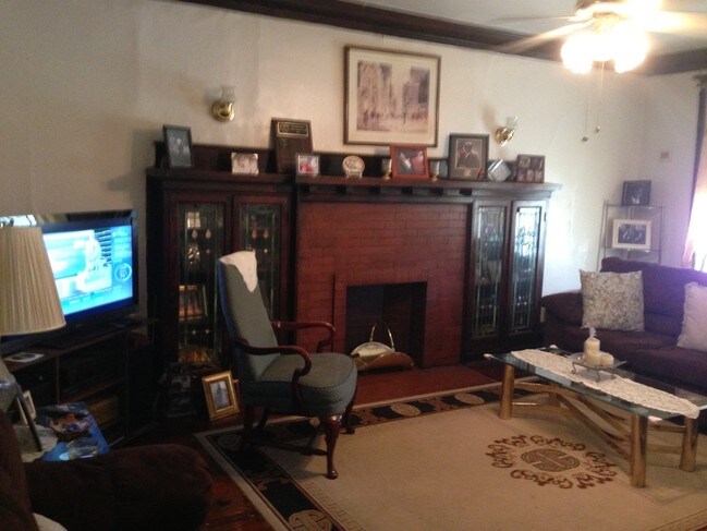 Building Photo - 5430-5432 S Indiana Ave