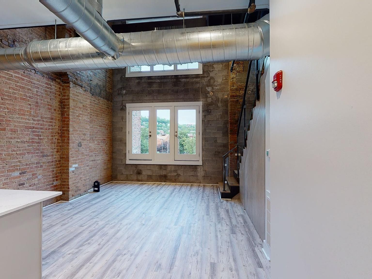 Building Photo - 1710 Elm St