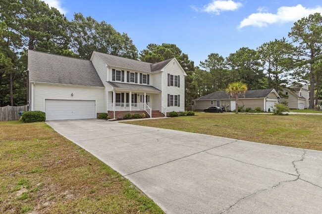 Building Photo - 4 Bedroom 2.5 Bathroom located in Creeks Edge