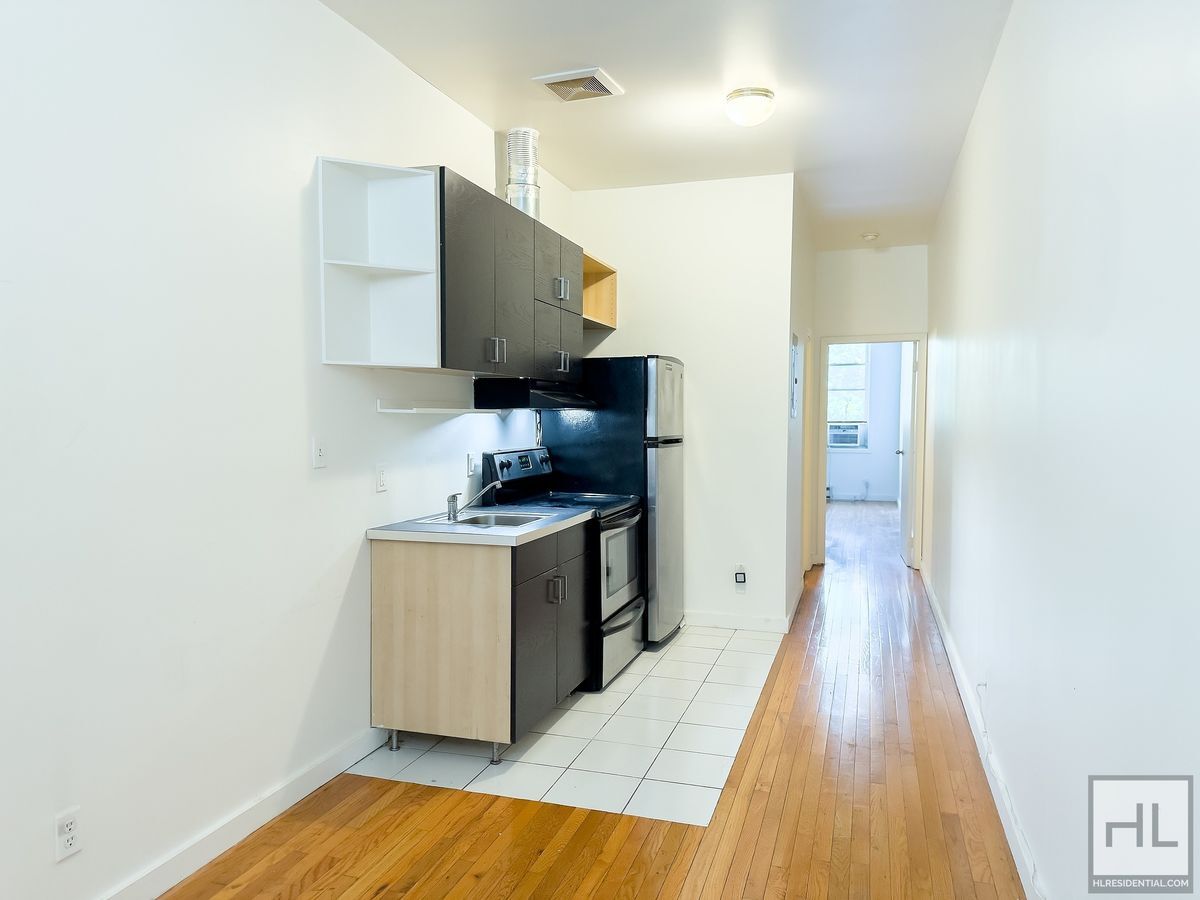 Building Photo - GREENE AVENUE / Spacious 2-Bed 1-Bath