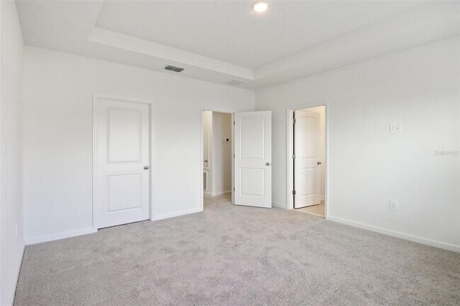 Building Photo - 2701 Skyline Lp
