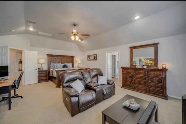 Building Photo - 241 Carrington Ln